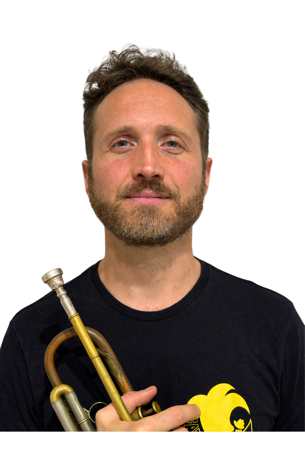 Tom Ashe com trompete